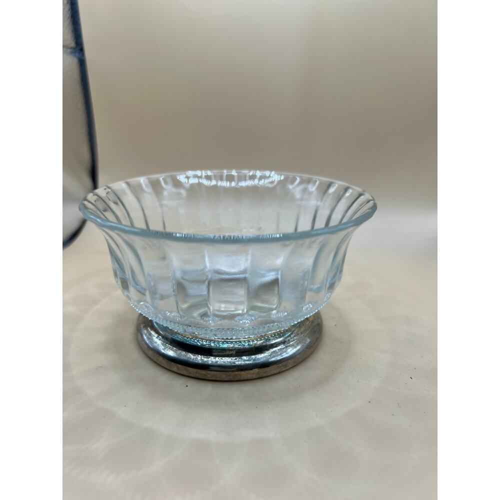 Crystal Christmas snowflake silver plated pedestal candy dish with box